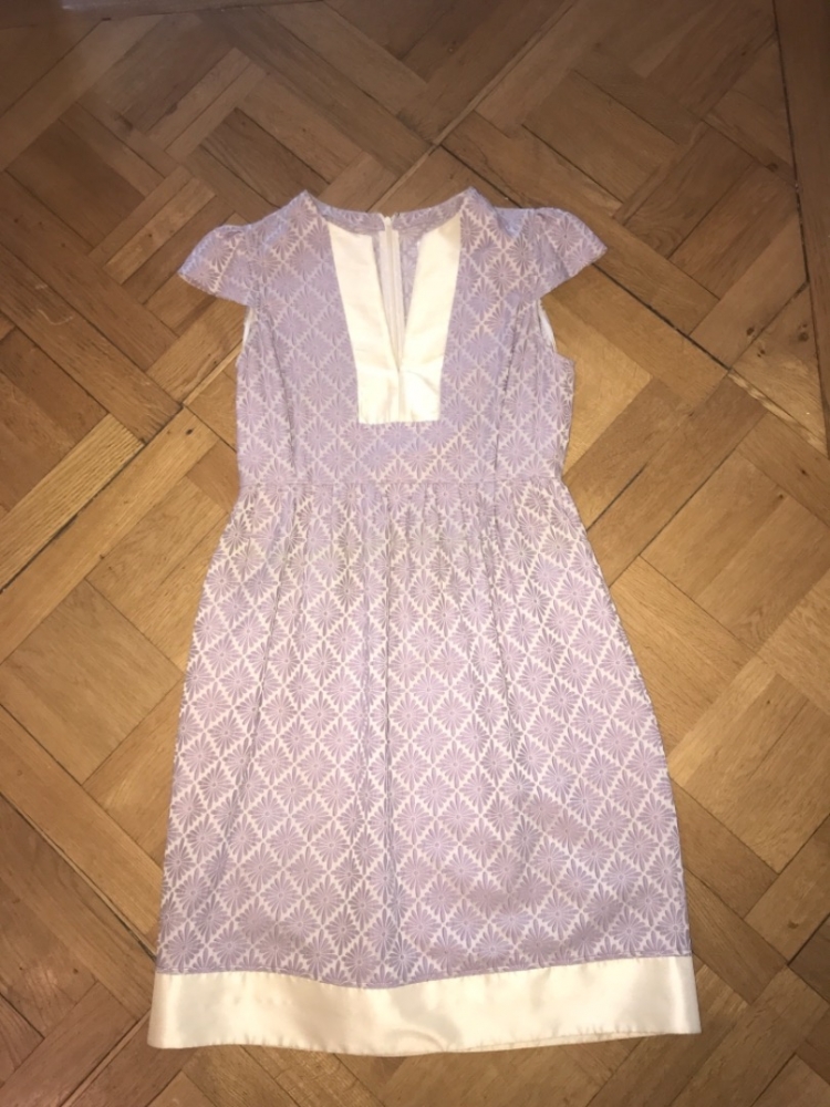 Carolina Herrera Robe