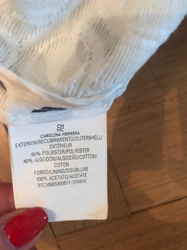 Carolina Herrera Robe