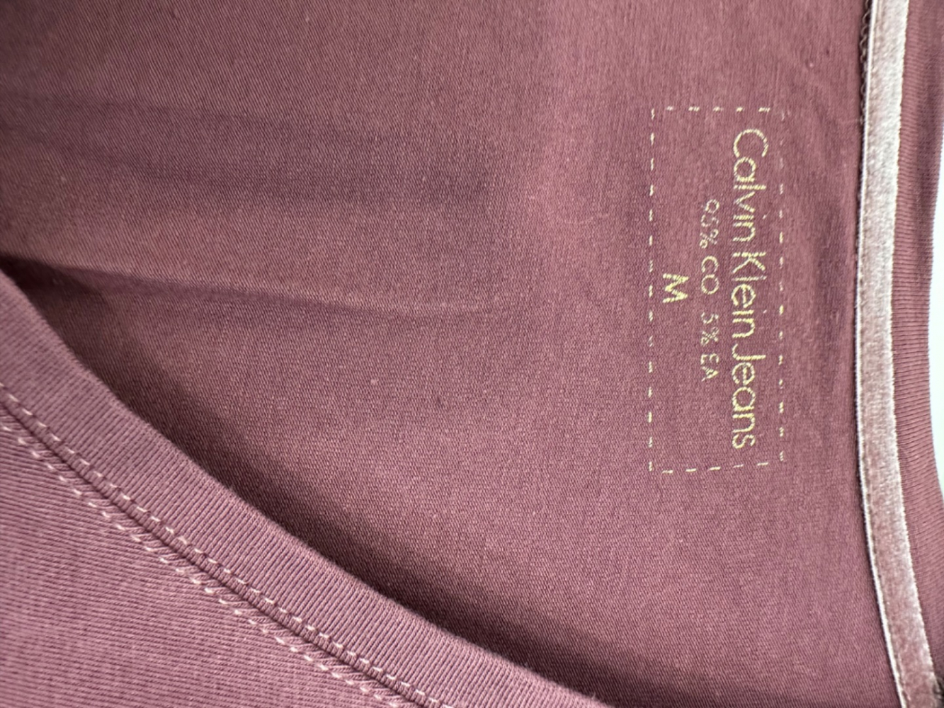 Calvin Klein Joli pull de printemps