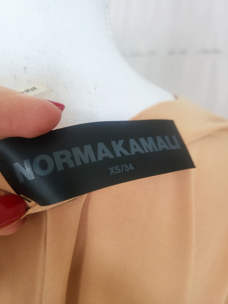 Norma Kamali top