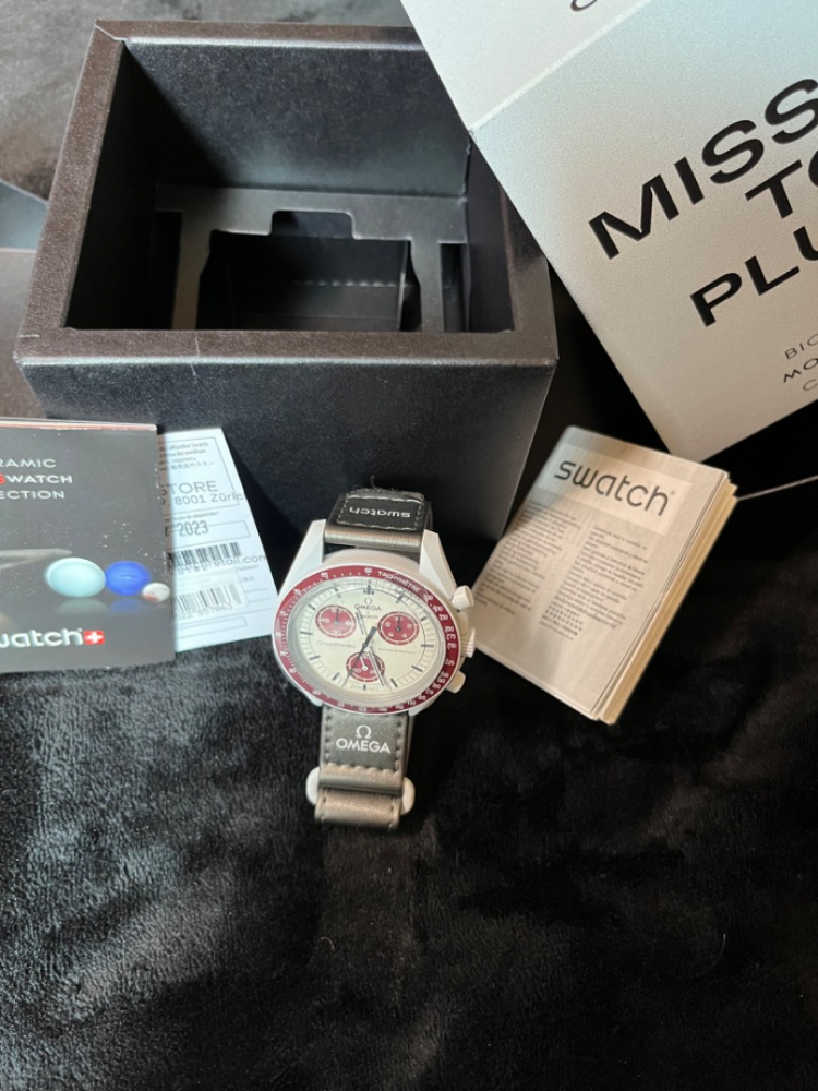 Omega Collection Bioceramic moonswatch