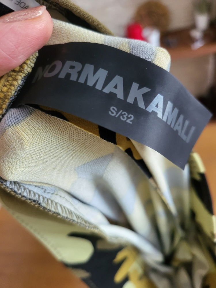 Norma Kamali Pantalon décontracté