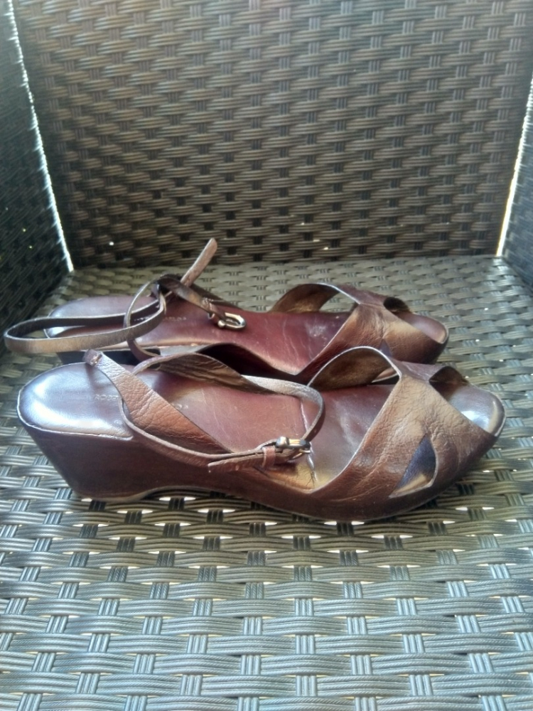 Roberto Del Carlo Sandales