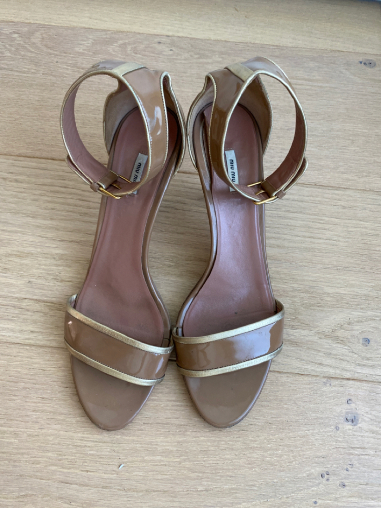 Miu Miu Sandales à talons