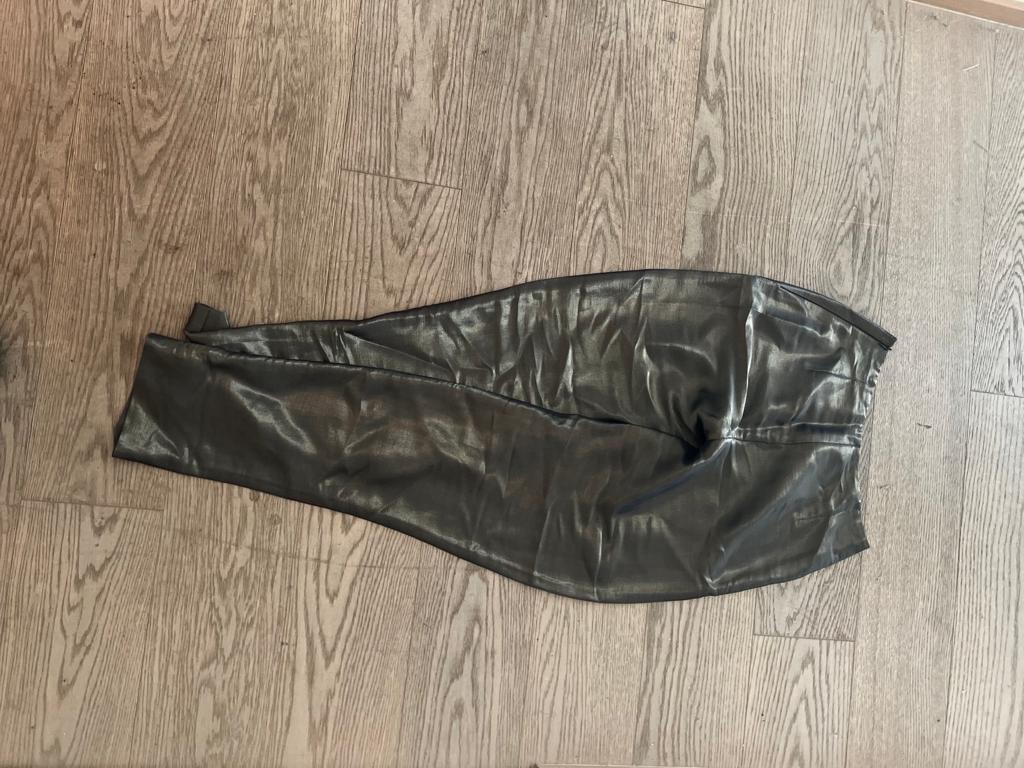 Krizia lamé or Costume deux pièces en soie mélangée, Made in Italy