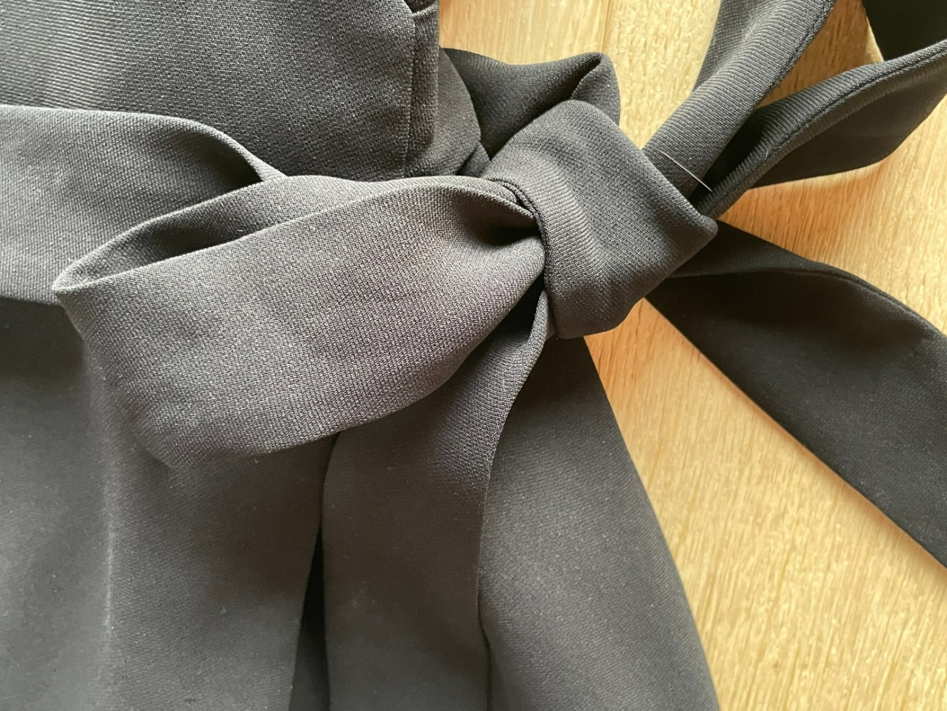 Theory Adorable grenouillère à jupe Theory !