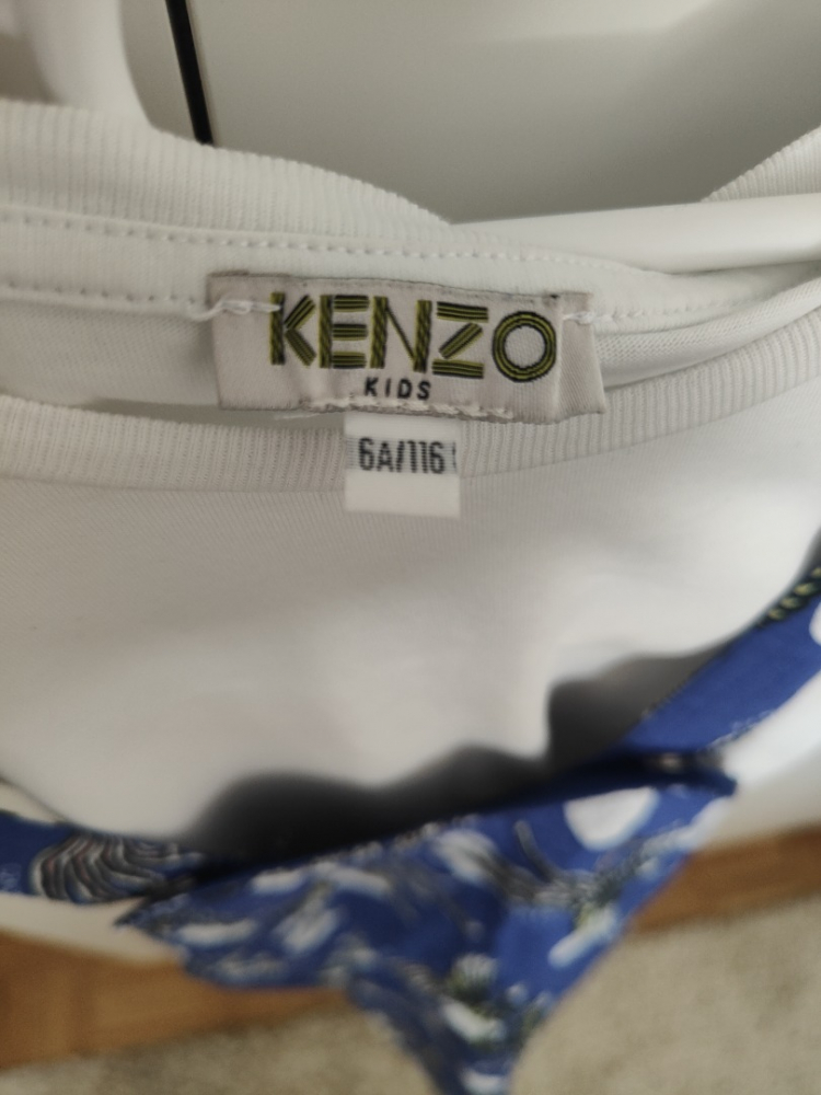 Kenzo Robe
