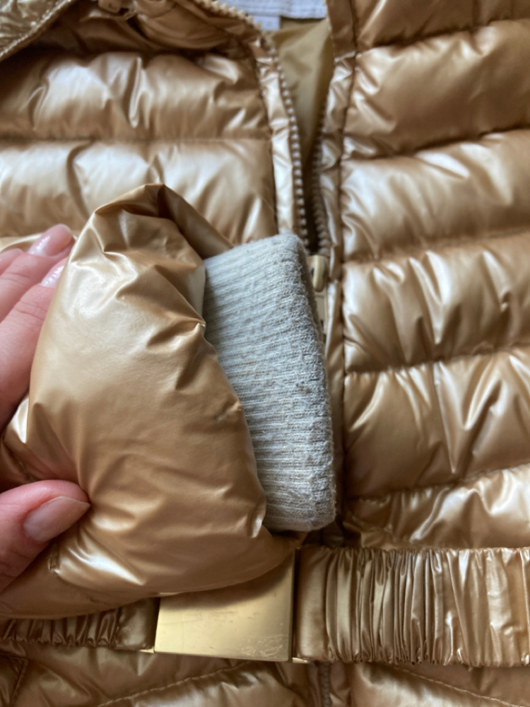 Tartine Et Chocolat Toast und Goldene Schokoladenhülle