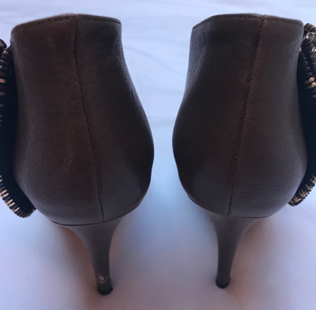 Juicy Couture Stiefel 'Izzie Zipper Edge'