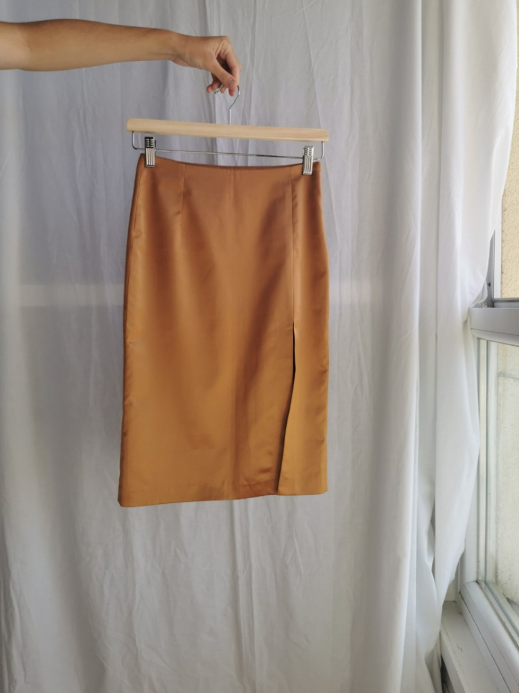 Gaudi Bleistiftrock aus Bronze