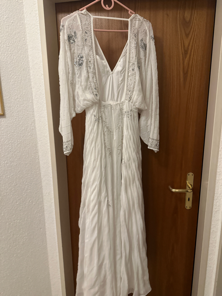 Asos Langes verschönertes Kleid