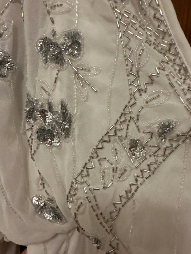 Asos Langes verschönertes Kleid