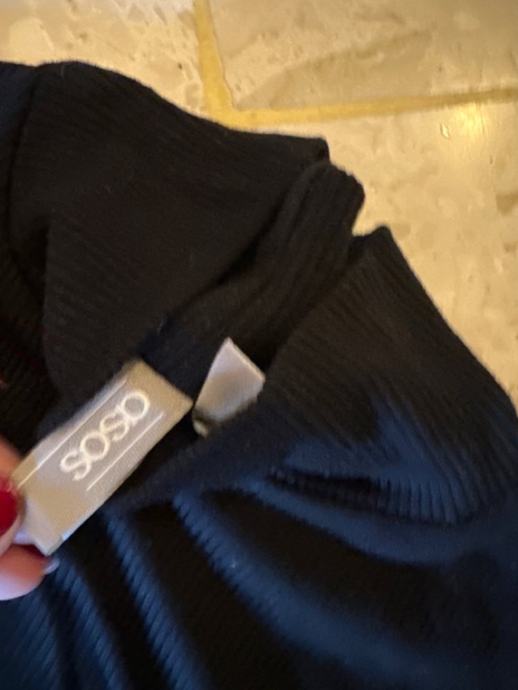 Asos Kleid mit Rollkragen