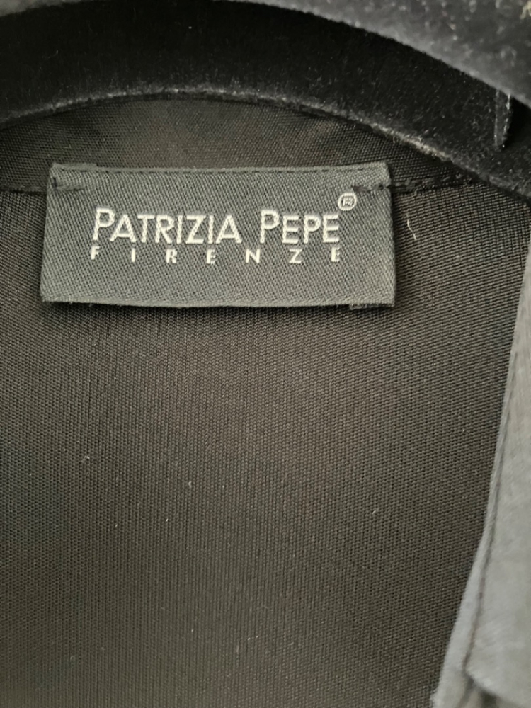Patrizia Pepe “Petite robe noire”