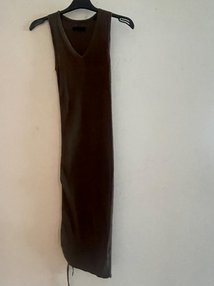 All Saints Strickkollektion Rosen Kleid