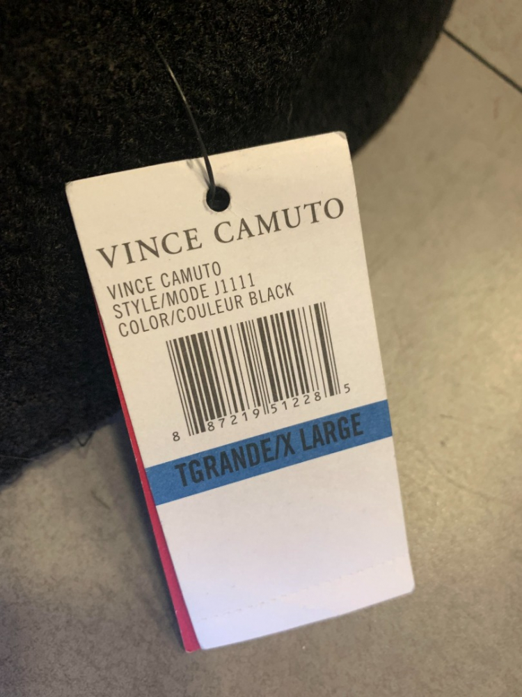 Vince  Camuto Mantel
