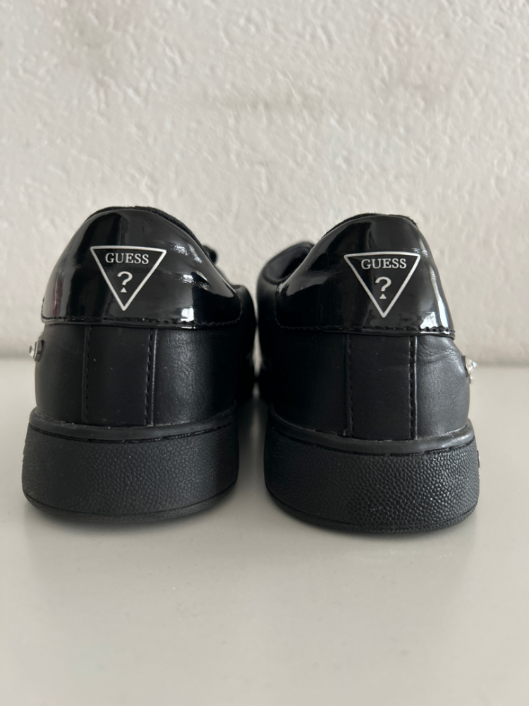 Guess Sneakers