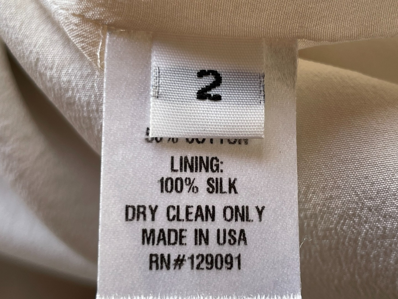 Prabal Gurung Mini-robe en soie, imprimée d'un foulard saisissant.