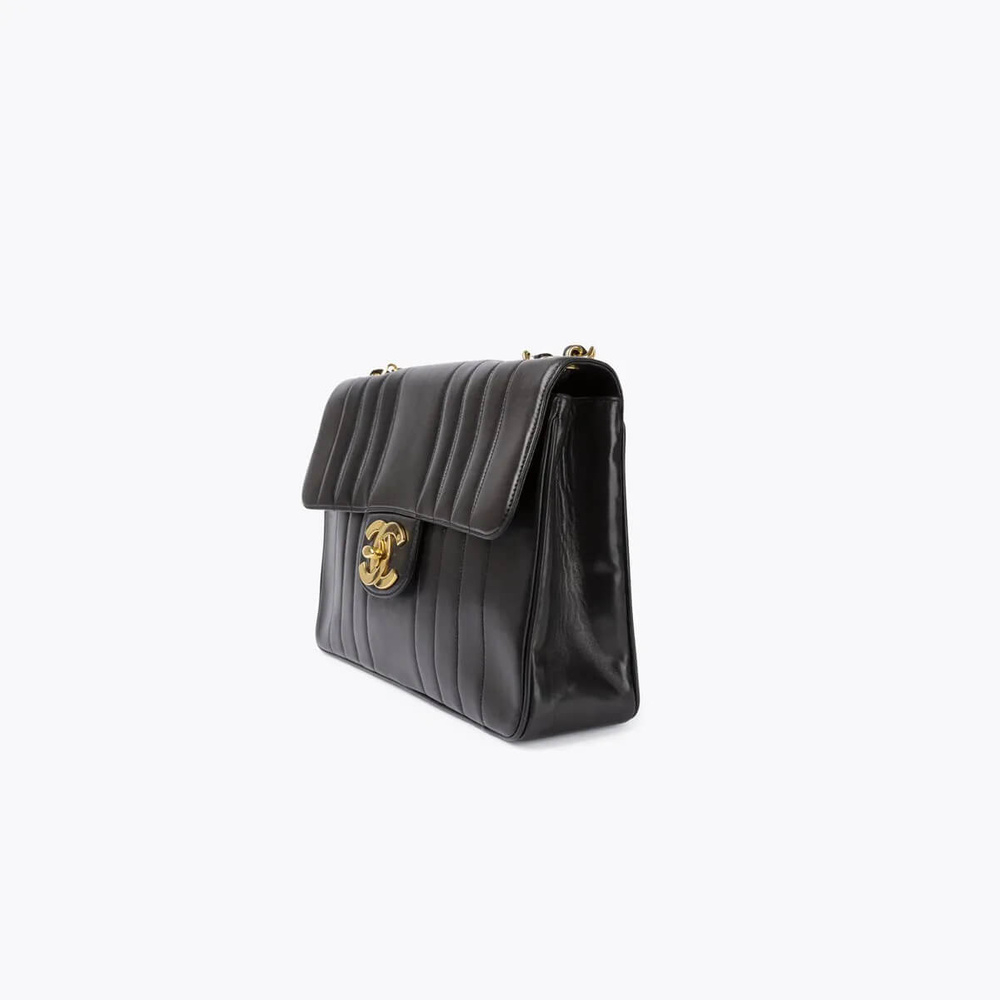 Chanel Jumbo Vertical Quilted Single Flap Bag