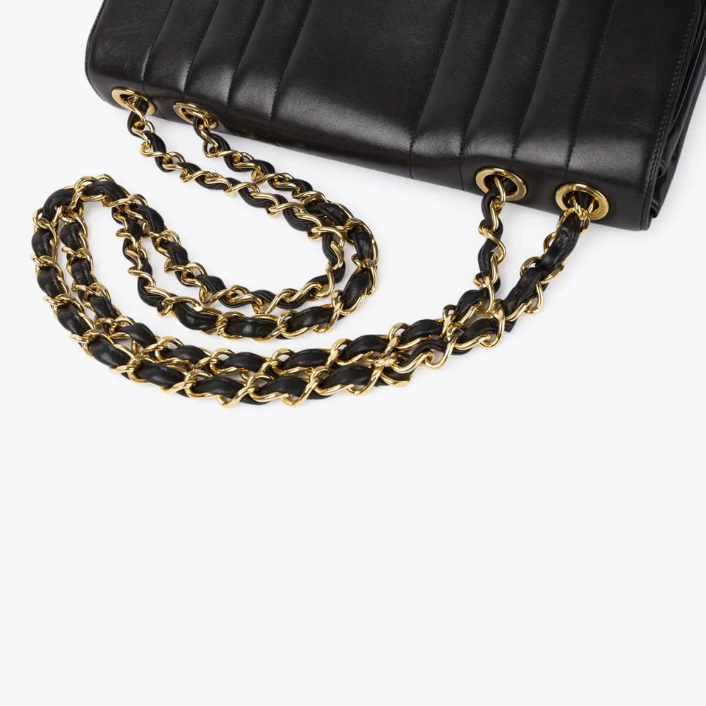 Chanel Jumbo Vertical Quilted Single Flap Bag