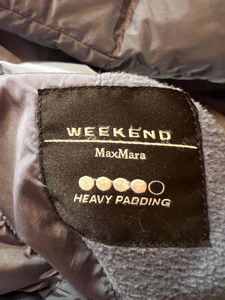 Weekend Max Mara Reversible Daunenjacke mit Kapuze