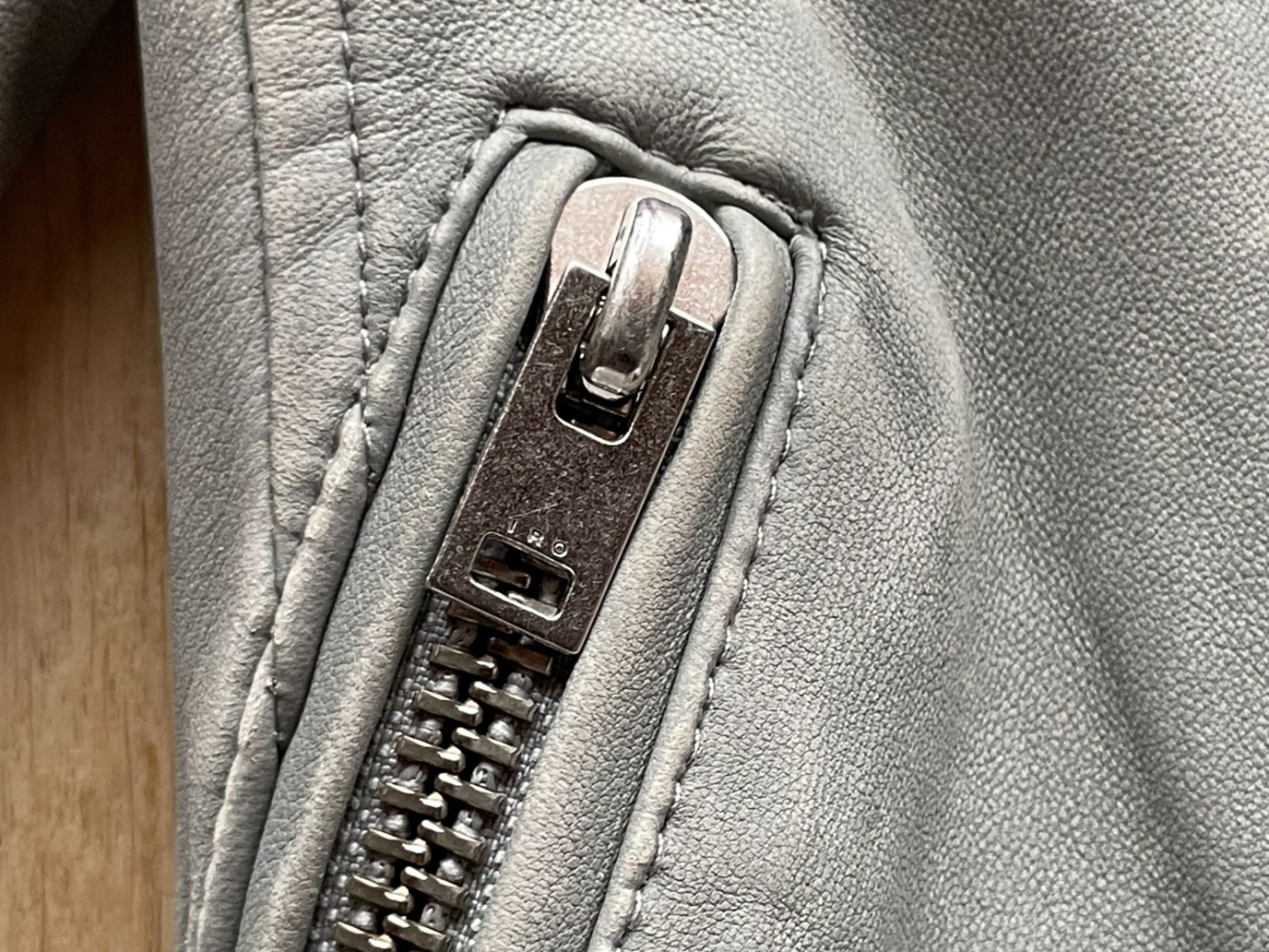 Iro Ashville, peau d'agneau