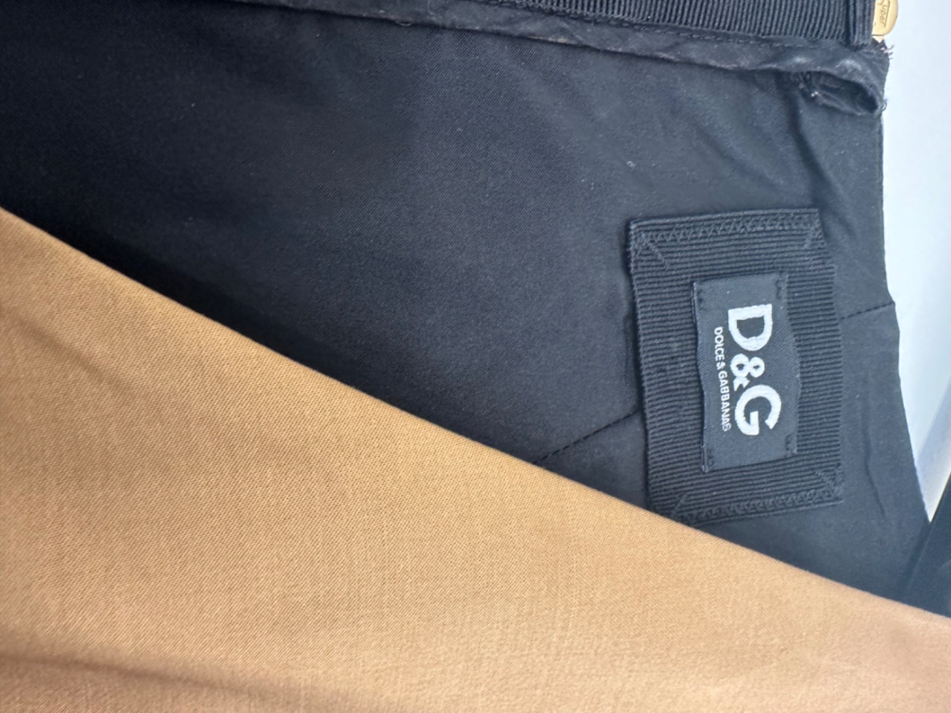 Dolce&Gabbana Kleid mit schönem Ausschnitt