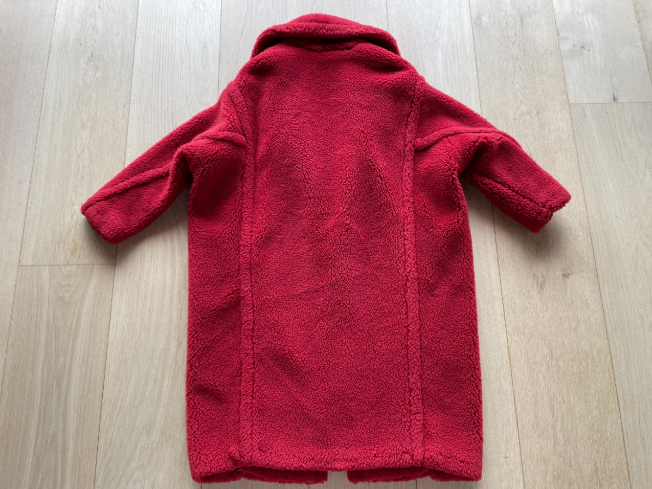 Max Mara Le manteau du moment ! Le manteau Teddy Bear Icon de Taylor Swift !