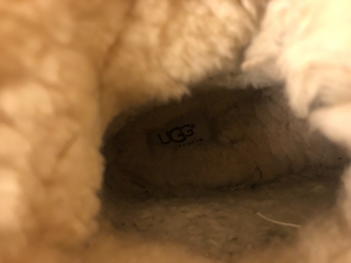 UGG Winter boat