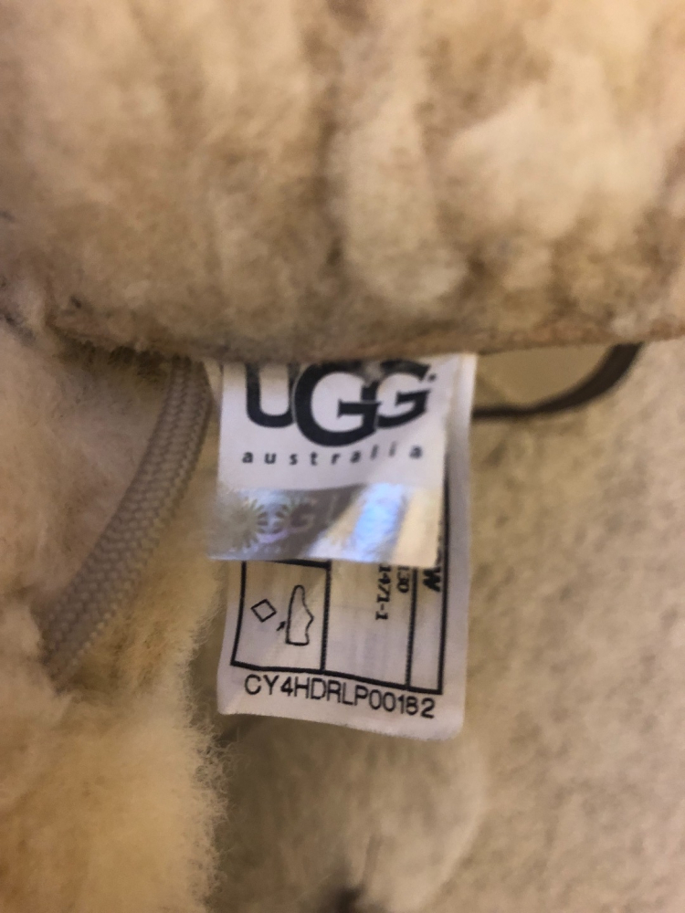 UGG Winter boat