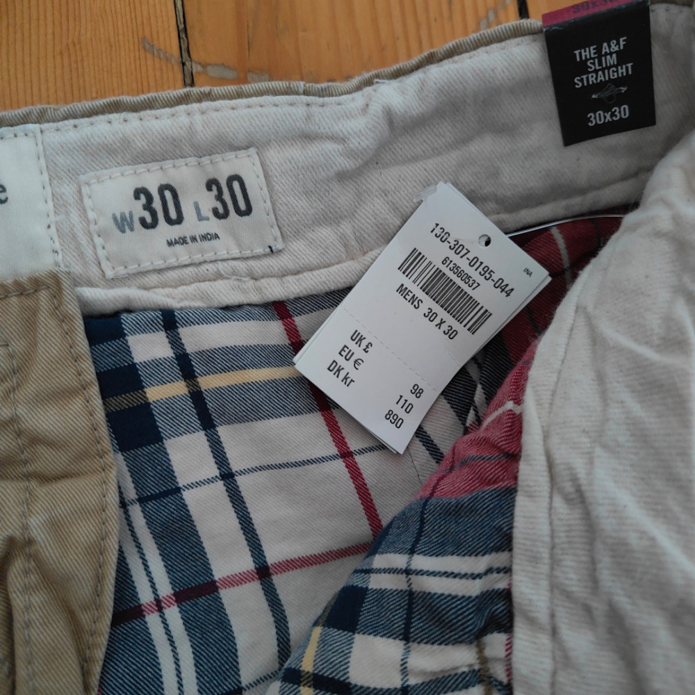 Abercrombie & Fitch Chino