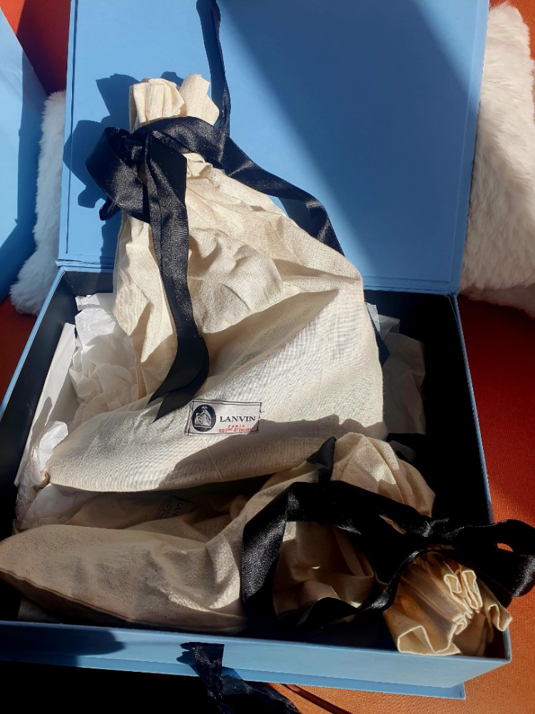 Lanvin Spangenschuhe in Babypopo-Manier