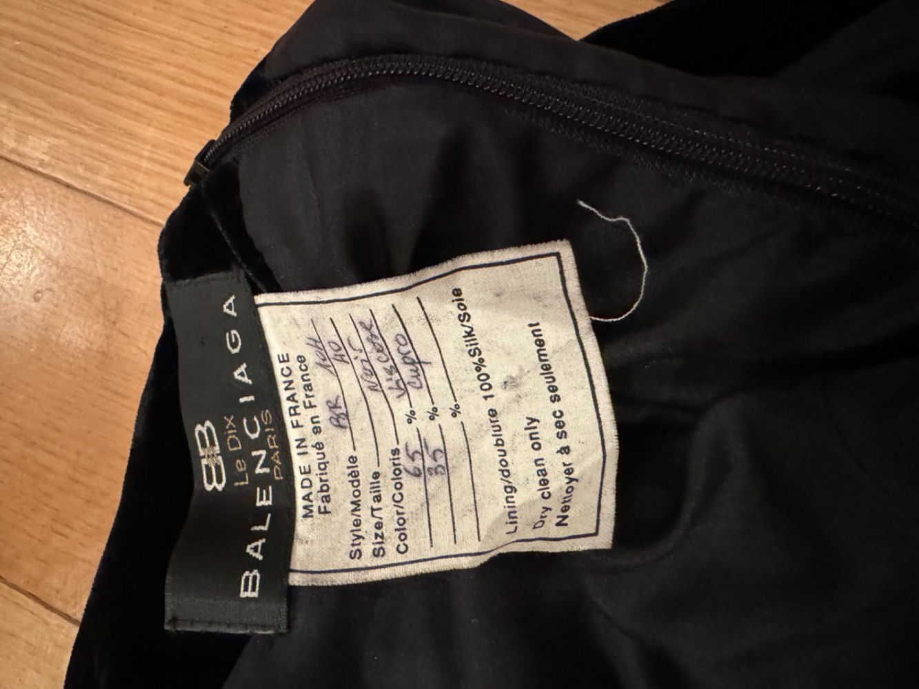 Balenciaga Tres belle robe pour une soirée