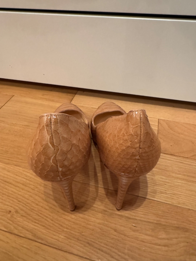 Christian Louboutin Escarpin neuf python