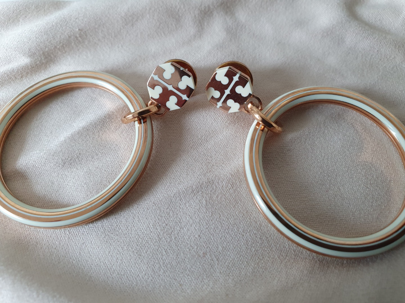 Tory Burch Ovale Hoop TB