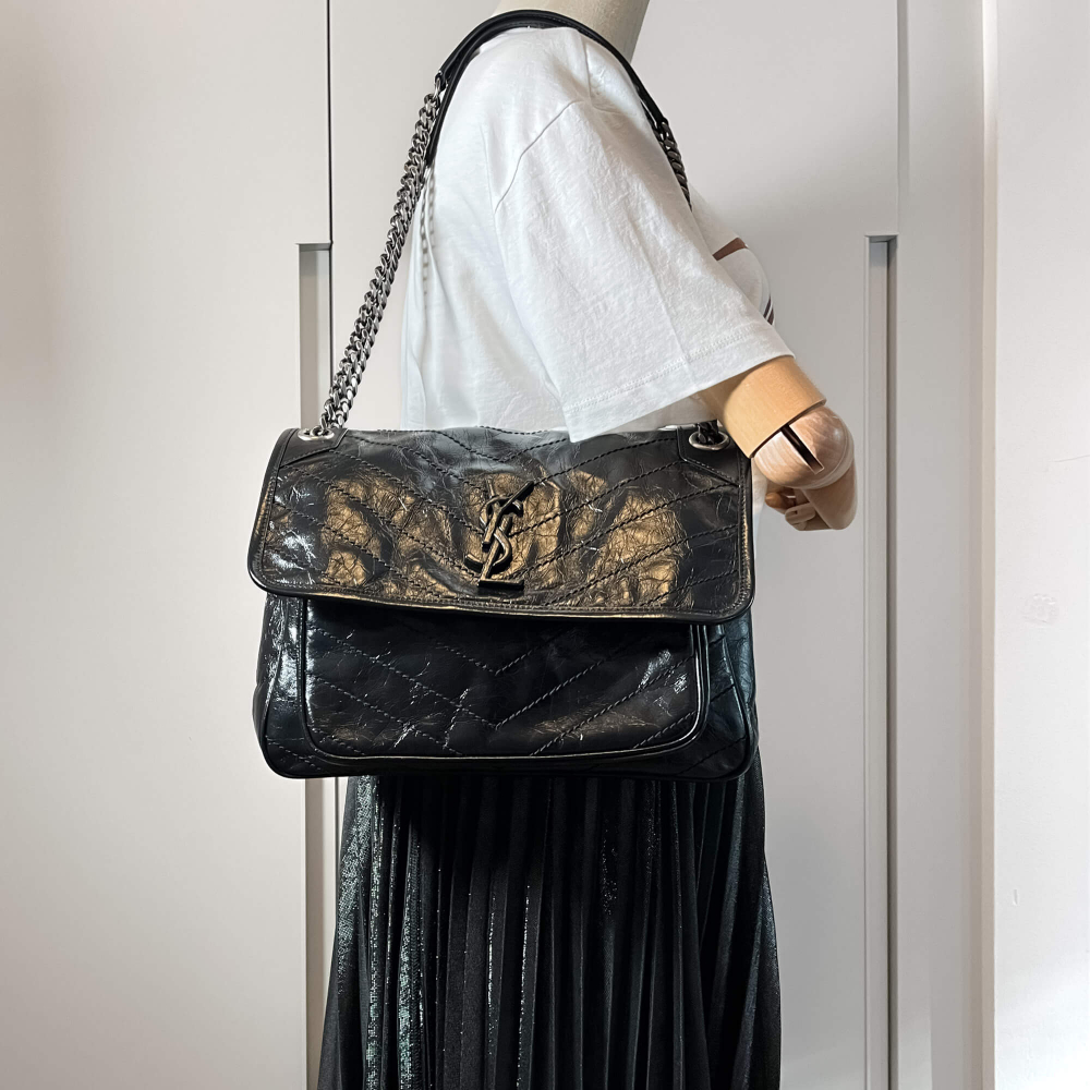 Saint Laurent Niki Medium Leather Chain Shoulder Bag Black