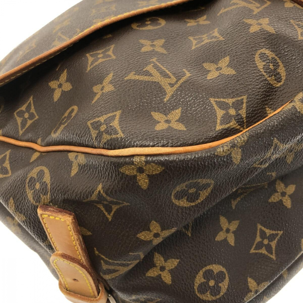 Louis Vuitton Saumur 30