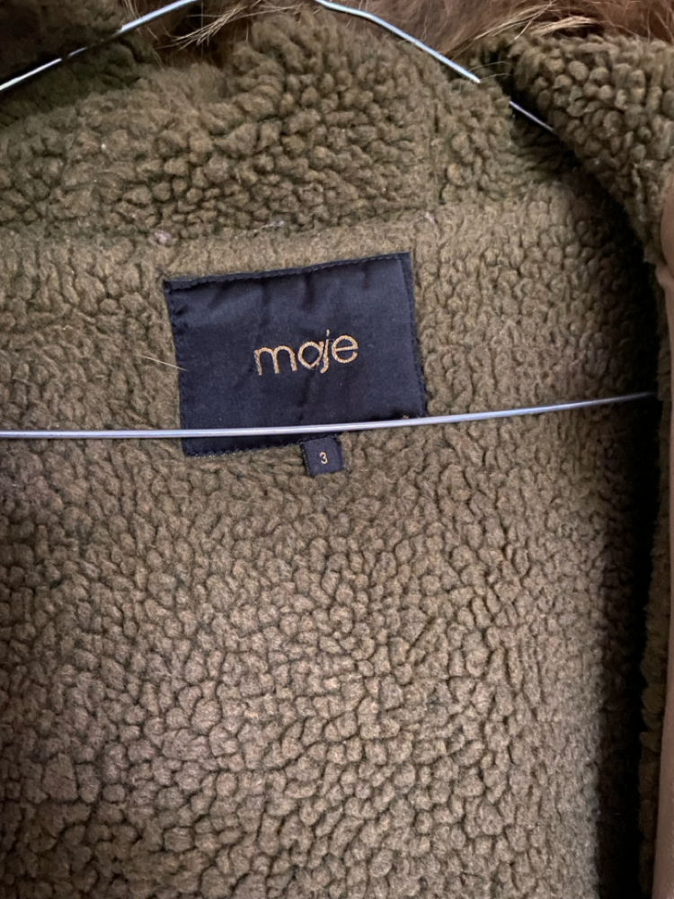 Maje Parka mit Pelzkapuze