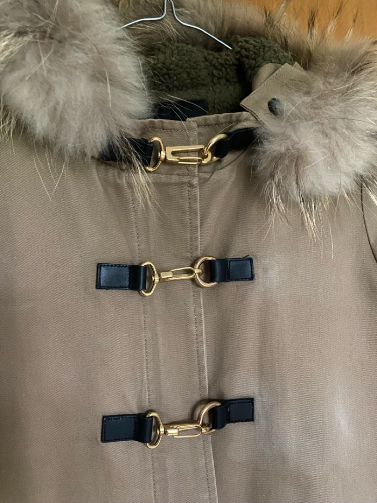 Maje Parka mit Pelzkapuze