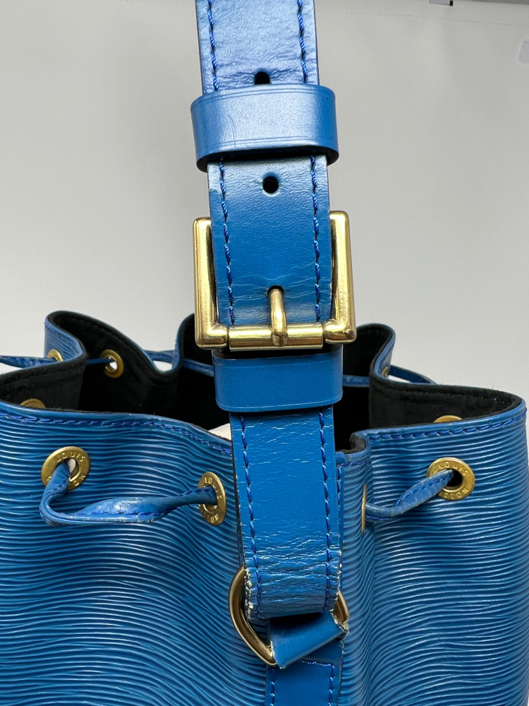 Louis Vuitton Grand Sac Noé Epi BLUE