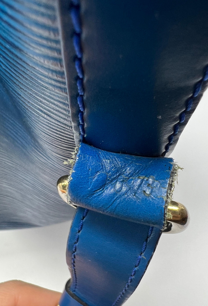 Louis Vuitton Grand Sac Noé Epi BLUE