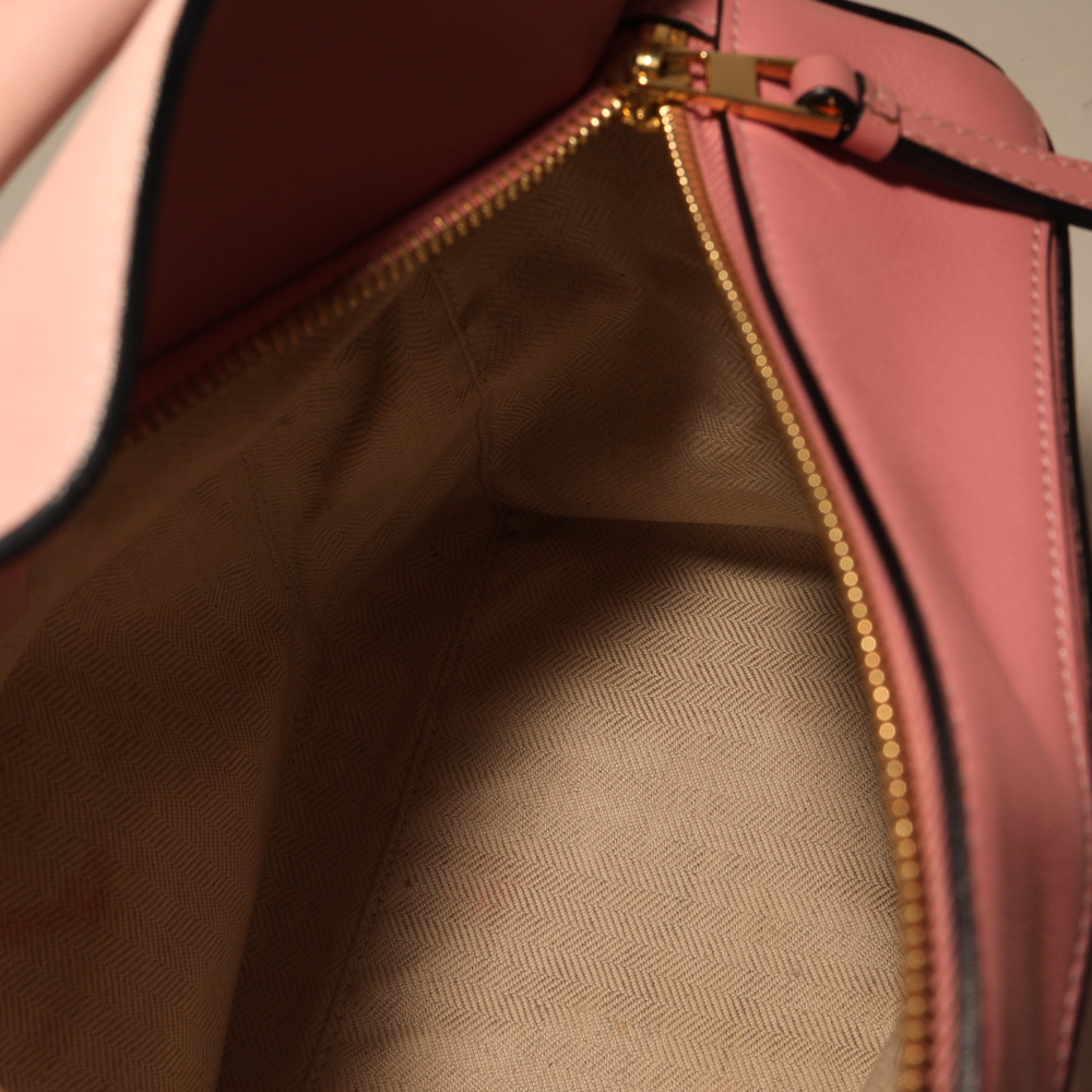 Loewe Medium Puzzle Bag