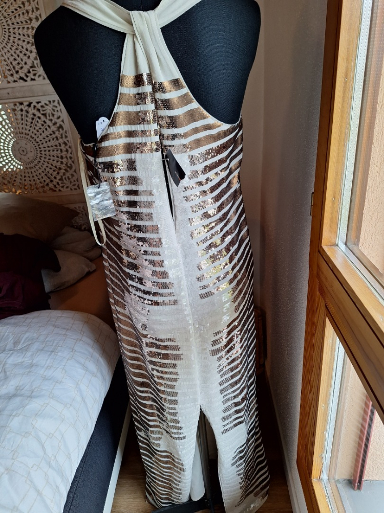 BCBG Max Azria Pailletten-Kleid