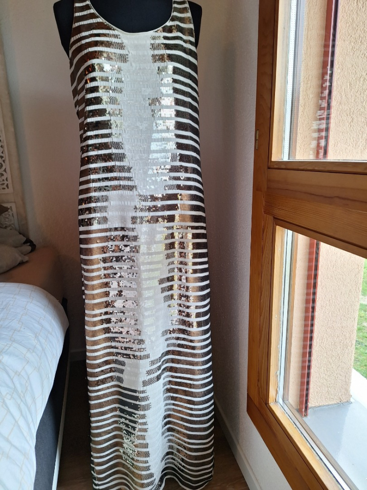 BCBG Max Azria Pailletten-Kleid