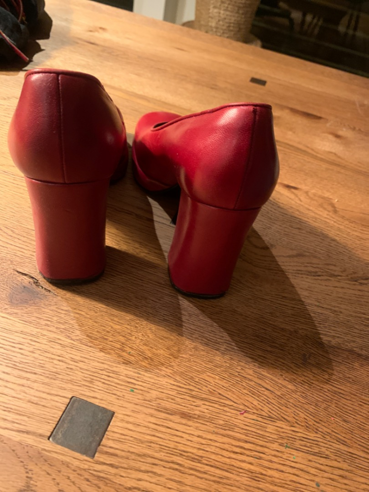 Sergio Rossi Red pumps