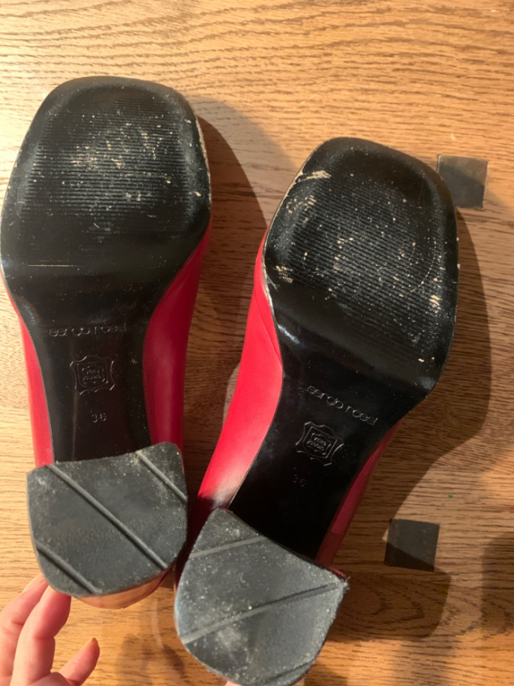 Sergio Rossi Red pumps