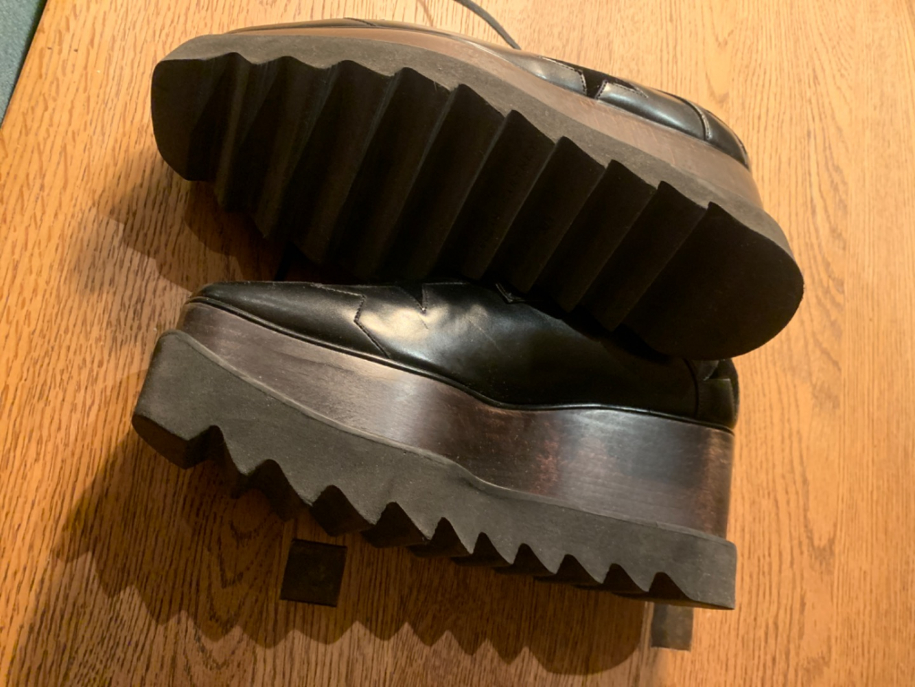 Stella McCartney Chaussures à lacets à plateforme