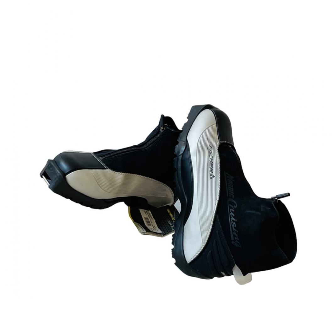 FISCHER Ski boots