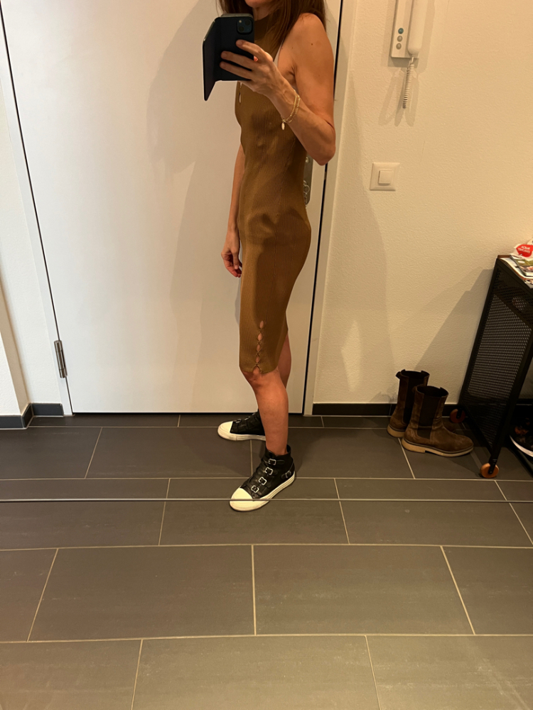 Guess by Marciano Stretch midi dress