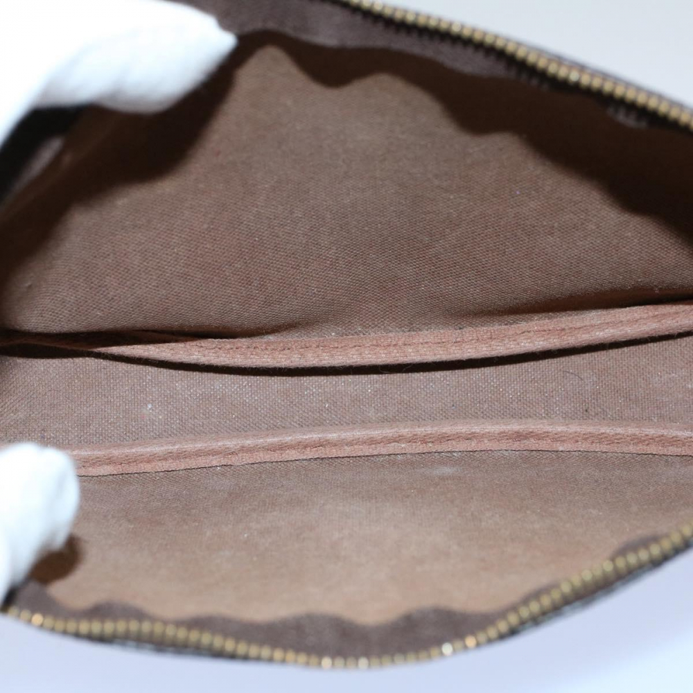 Louis Vuitton Pochette Accessoire